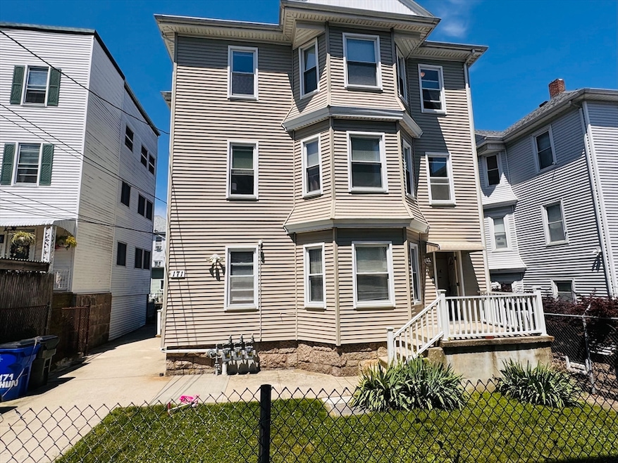 171 Hunter St unit 3, Fall River, MA 02721 - photo 1