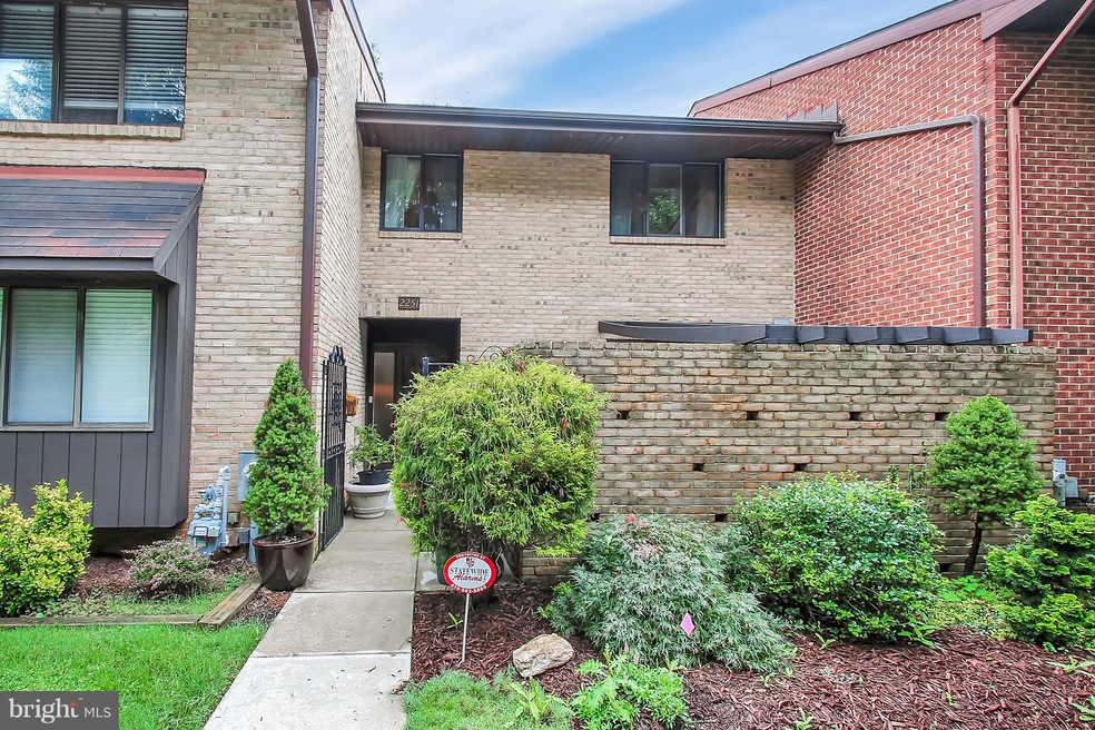 2251 Chapel Valley Ln, Lutherville Timonium, MD 21093 - photo 1