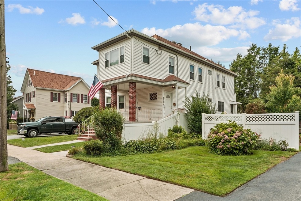 25 Avon St unit 1, Saugus, MA 01906 - photo 1