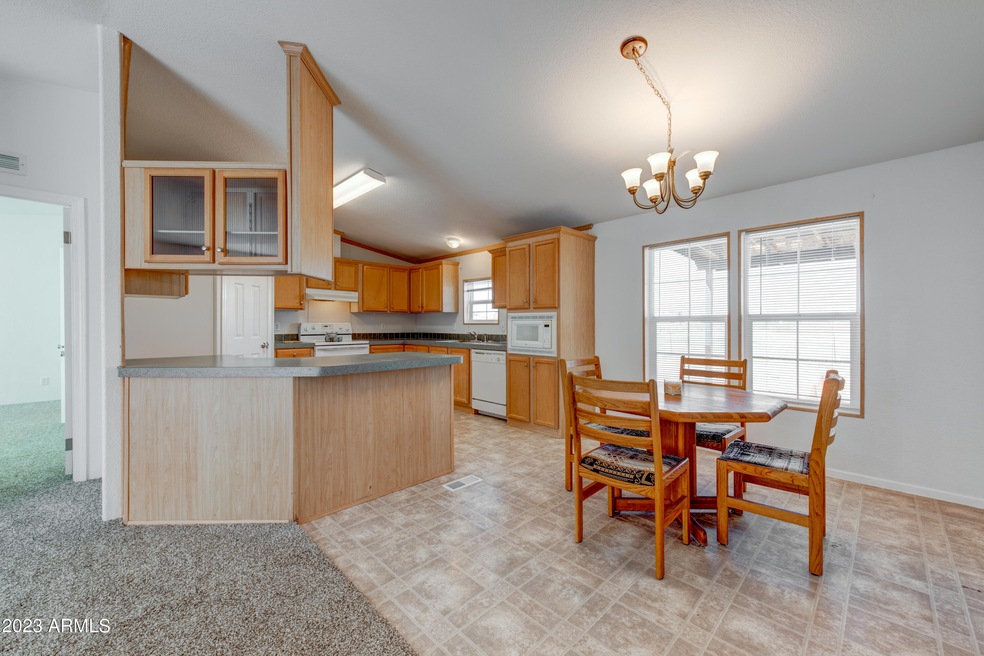 005_Kitchen & Dining