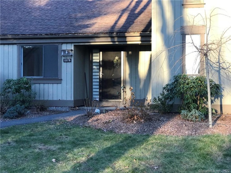 1007 Heritage Village unit B, Southbury, CT 06488 - photo 1