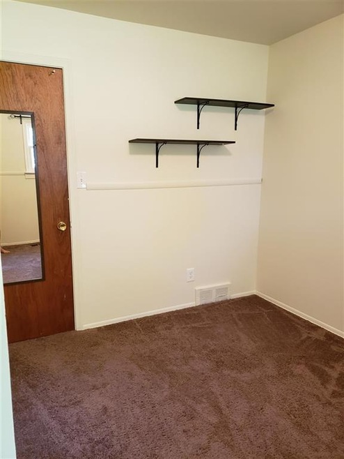 3802 Bennett Ave, Flint, MI 48506 - photo 1