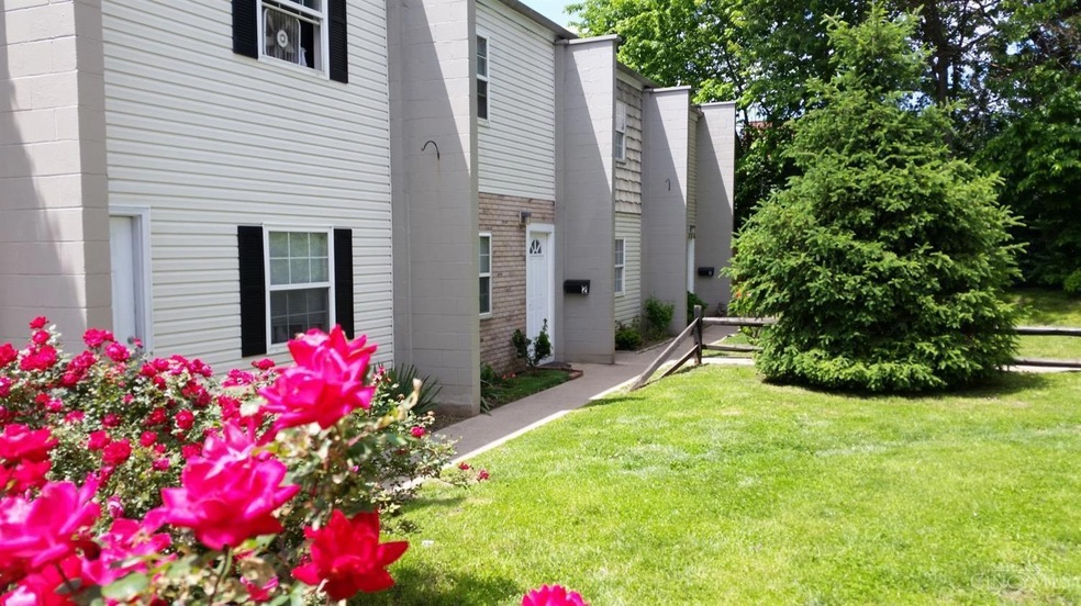 4 Poplar St, Cincinnati, OH 45216 - photo 1