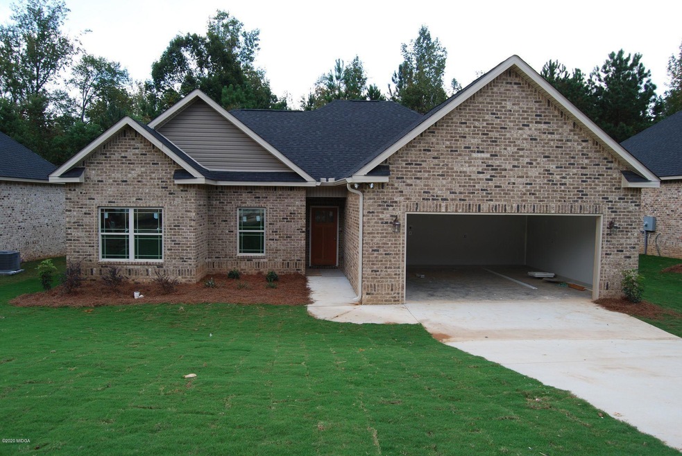 154 Summer Grove Ln, Macon, GA 31206 - photo 1