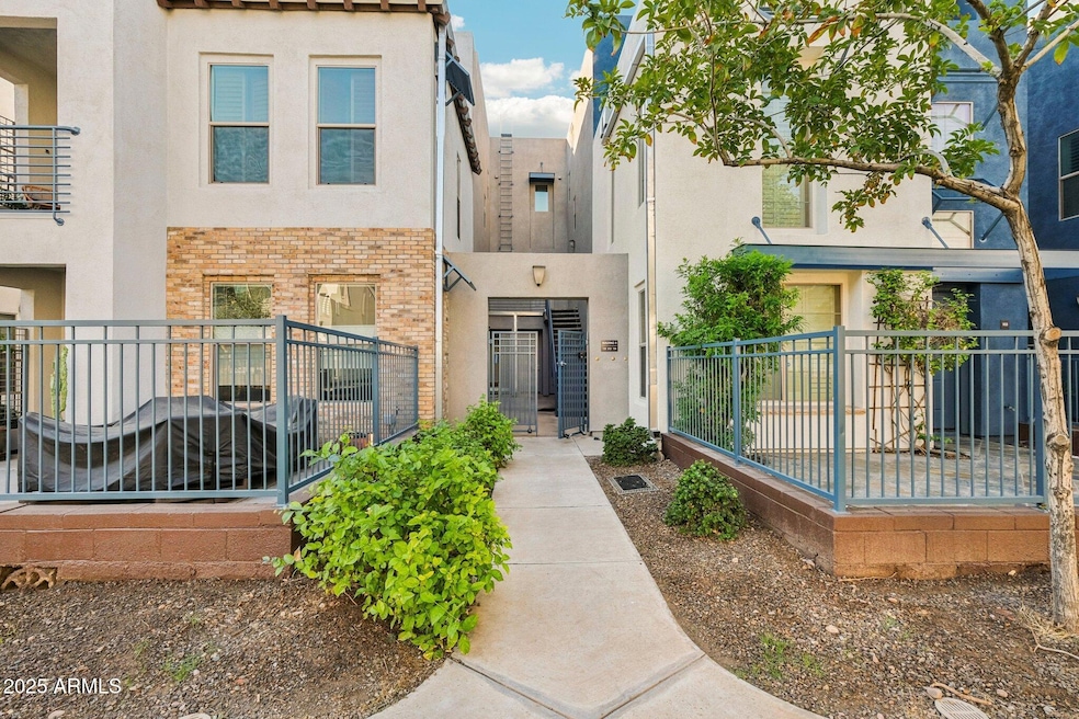 615 E Portland St unit 115, Phoenix, AZ 85004 - photo 1