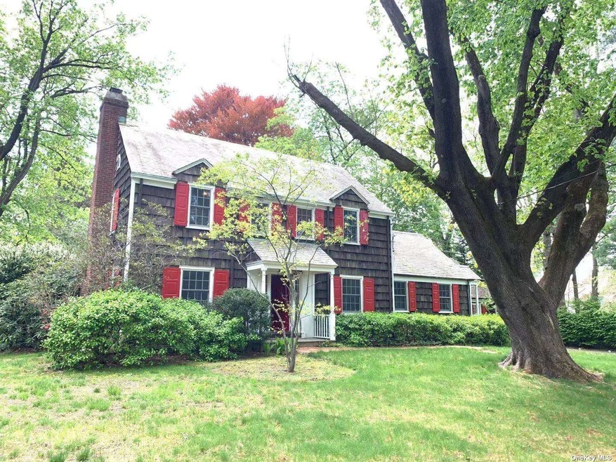 Sold $1,268,000 • Co-Listing Agent