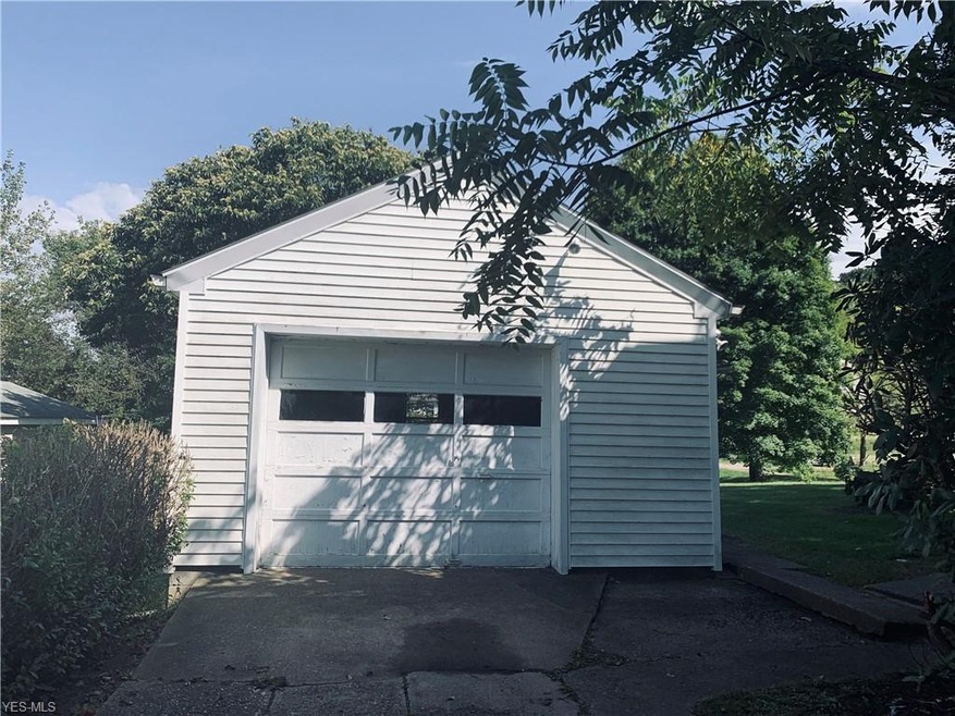 211 Grandview St, Scio, OH 43988 - photo 1