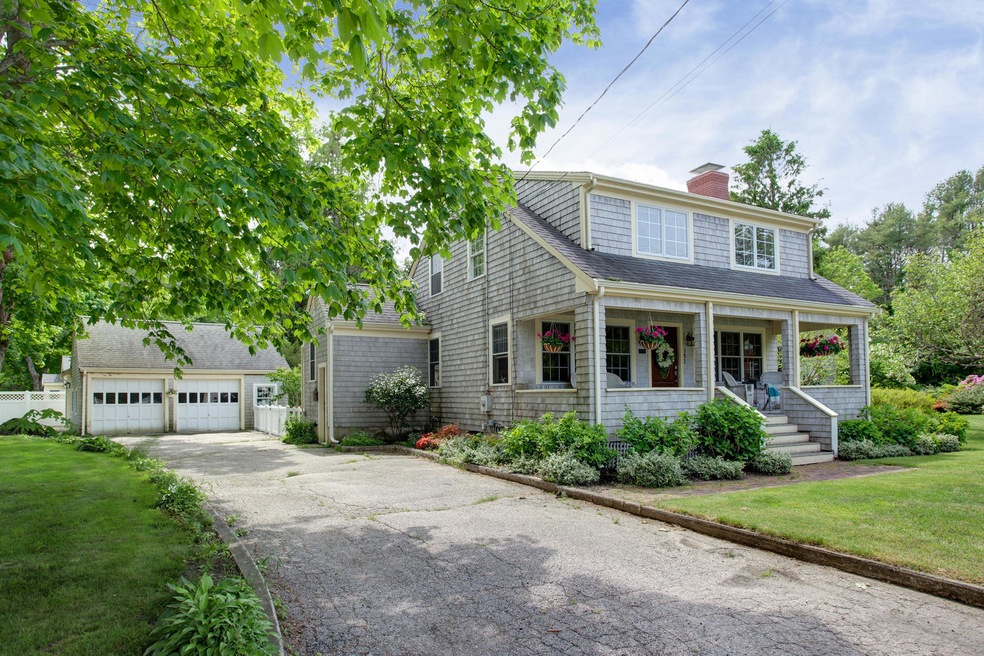 382 Carriage Shop Rd, East Falmouth, MA 02536 - photo 1