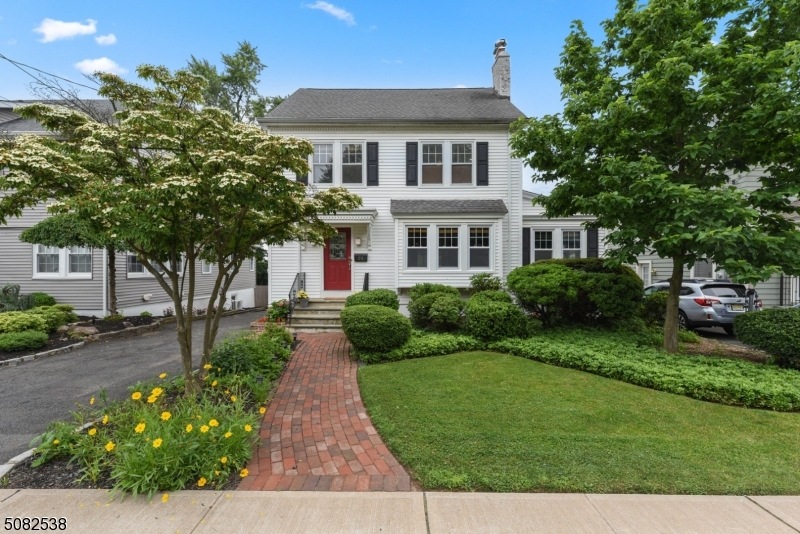 24 Oxford Terrace, West Orange, NJ 07052 - photo 1