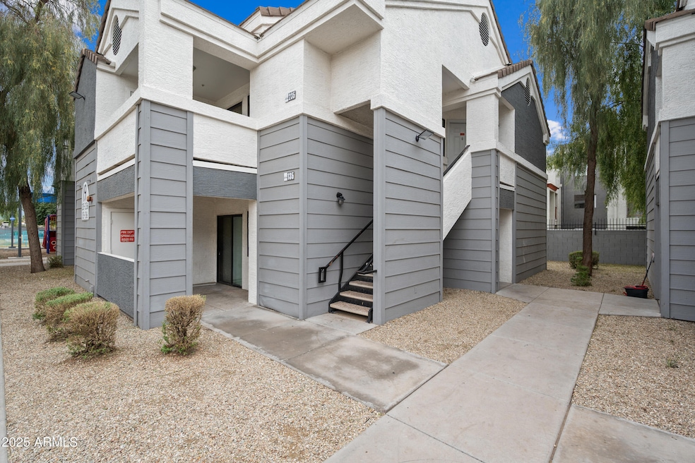 3065 N 67th Ave unit 135, Phoenix, AZ 85033 - photo 1