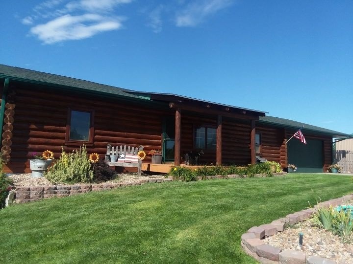 11232 N Weaver Hills, North Platte, NE 69101 - photo 1