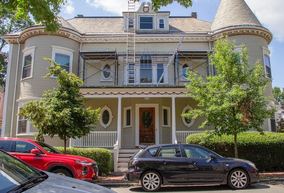 81 Highland Ave unit 1, Cambridge, MA 02139 - photo 1