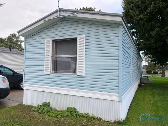 715 E North St, West Unity, OH 43570 - photo 1