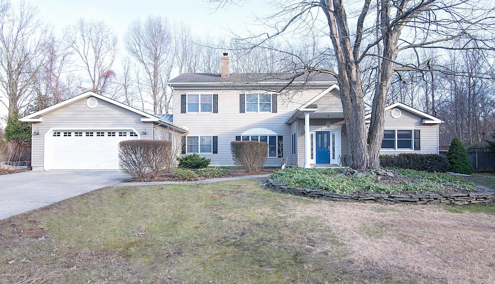 27 Woodbrook Dr, Matawan, NJ 07747 - photo 1