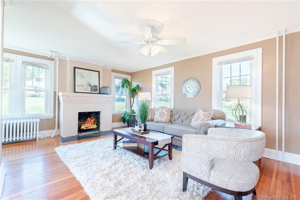 568 Ridge Rd, Wethersfield, CT 06109 - photo 1