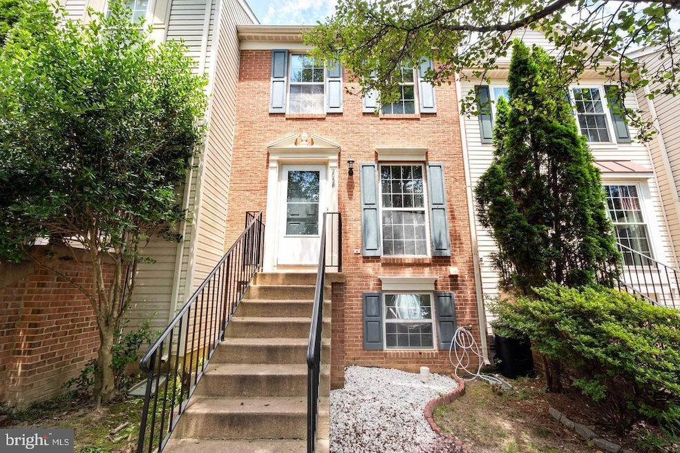 2038 Stargrass Ct, Woodbridge, VA 22192 - photo 1