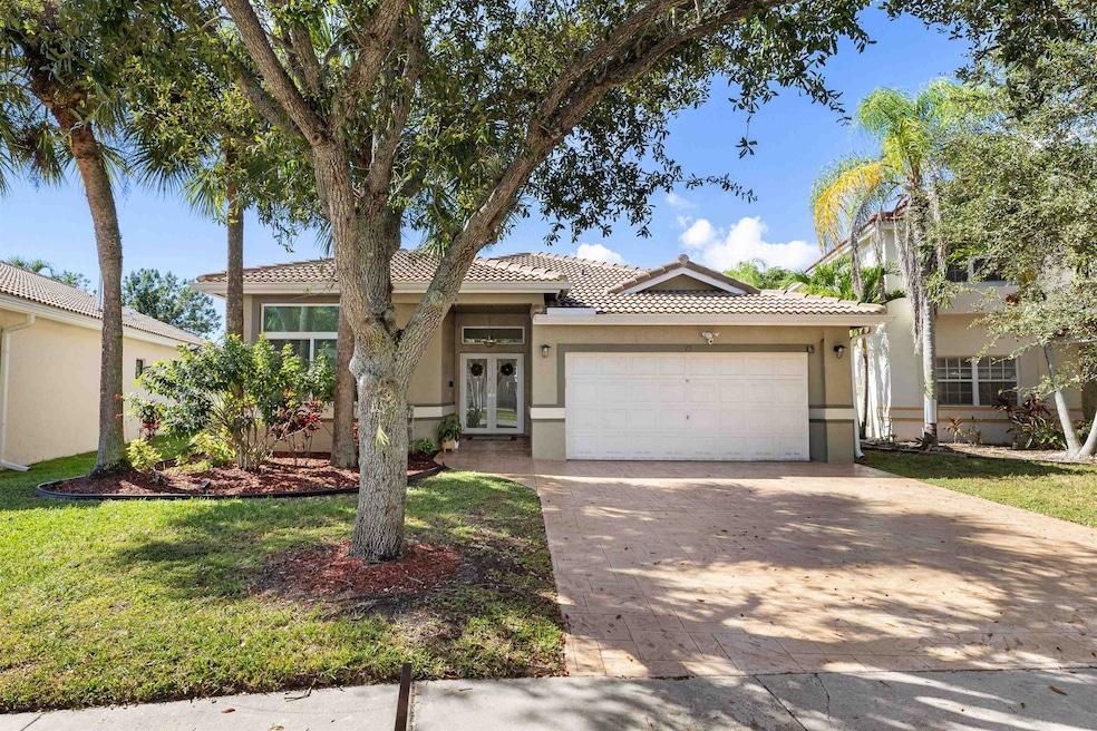 Under Contract $699,900