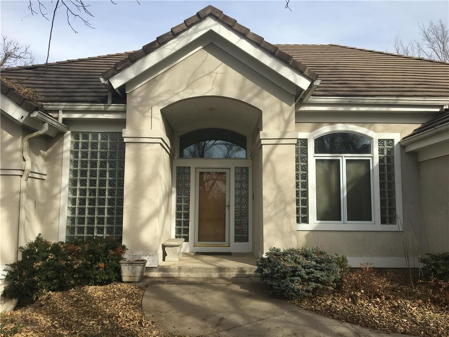 8400 Widmer Rd, Lenexa, KS 66215 - photo 1