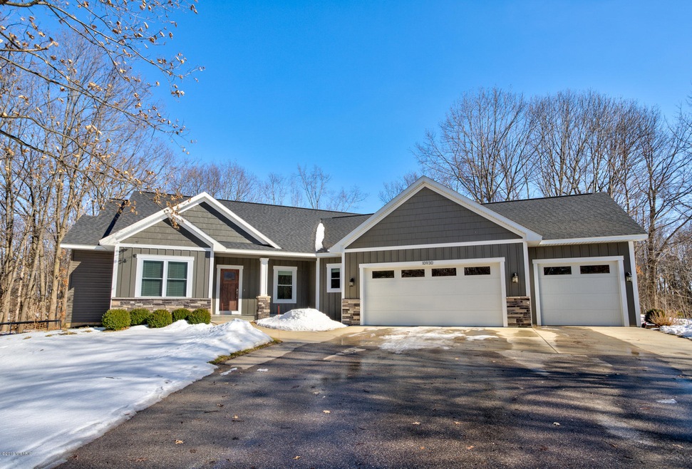 10930 Derick Dr, West Olive-41