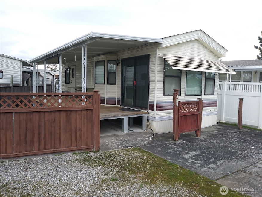 7704 Birch Bay Dr unit 2209, Blaine, WA 98230 - photo 1