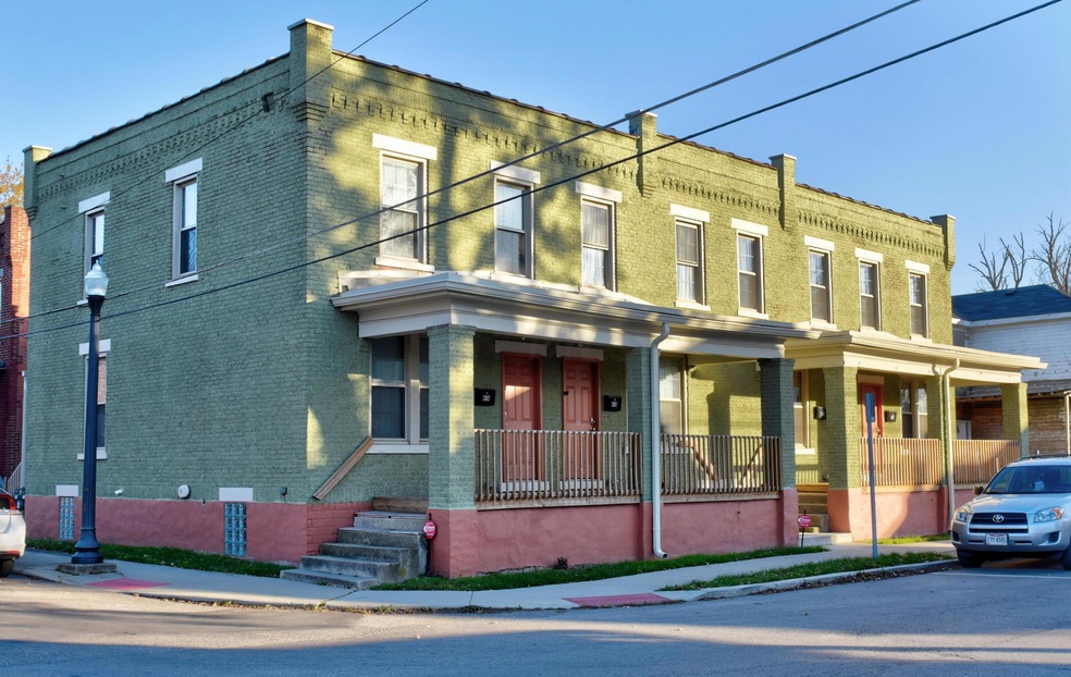 414 S Champion Ave unit 4, Columbus, OH 43205 - photo 1