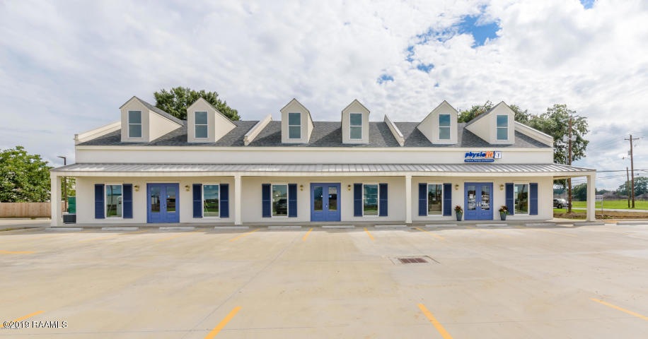 624 Lafayette building