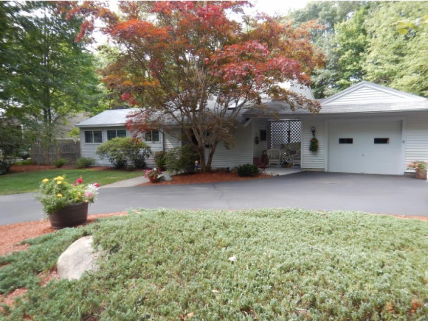 35 Columbus Ave, Concord, NH 03301 - photo 1