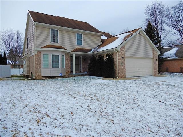 ALMOST 2,400 SQ FT 4 BEDROOM BRICK HOME