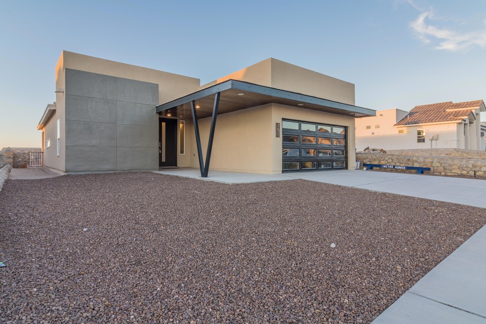 1081 Gaitan St, El Paso, TX 79928 - photo 1