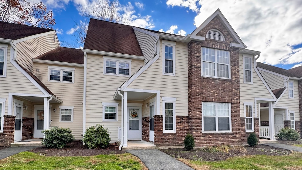 For Rent $2,400/month