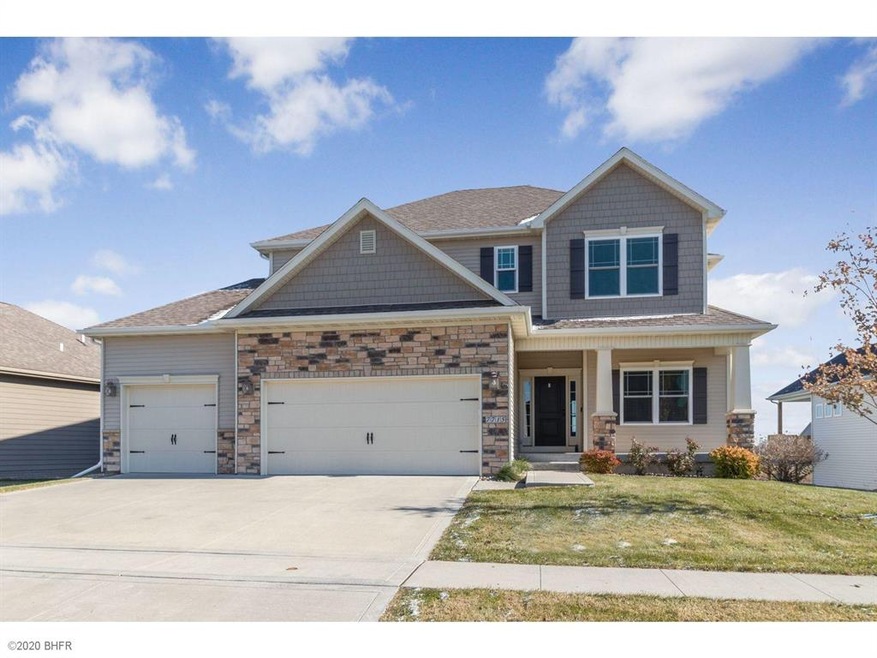 7715 NW 96th St, Johnston, IA 50131 - photo 1