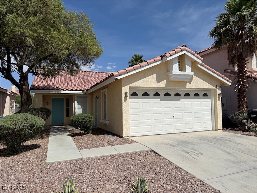 Mediterranean / spanish-style home featuring stucc
