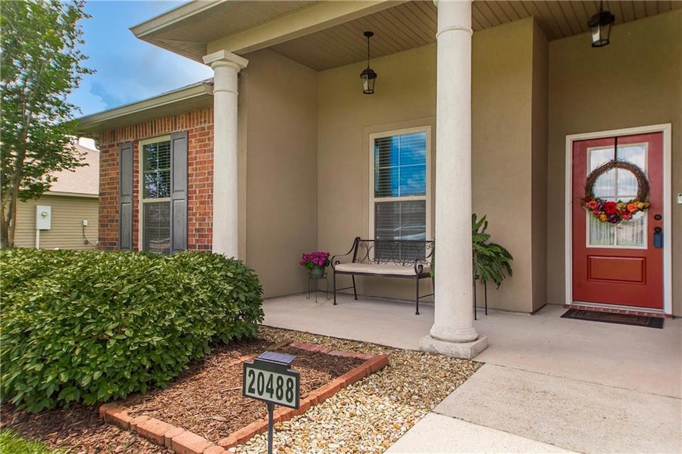 Beautifully maintained home in Cornerstone Subdivision!