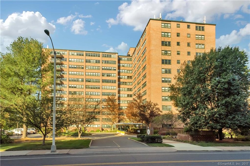 The Woodland unit 5B, Hartford, CT 06105 - photo 1