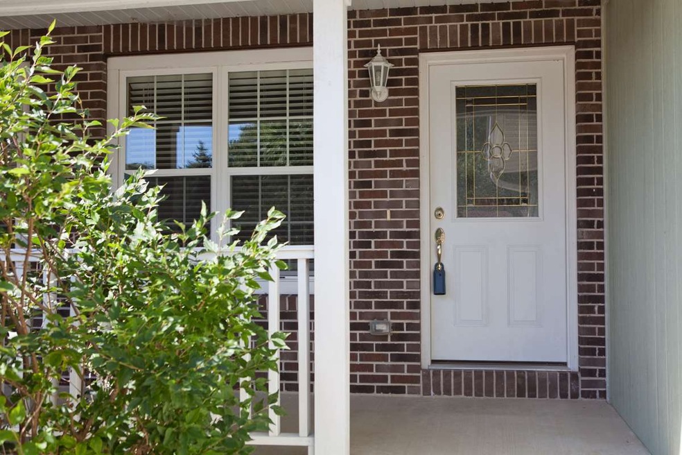 1333 Brenton Dr unit 1335, Cedar Falls, IA 50613 - photo 1