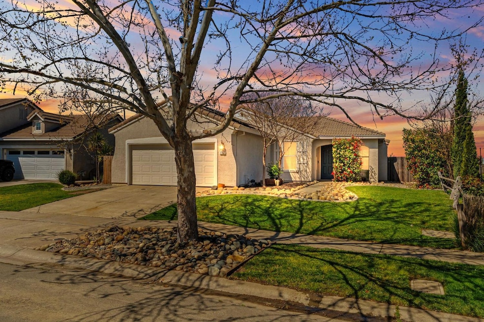 Sold $430,000 • Co-Listing Agent