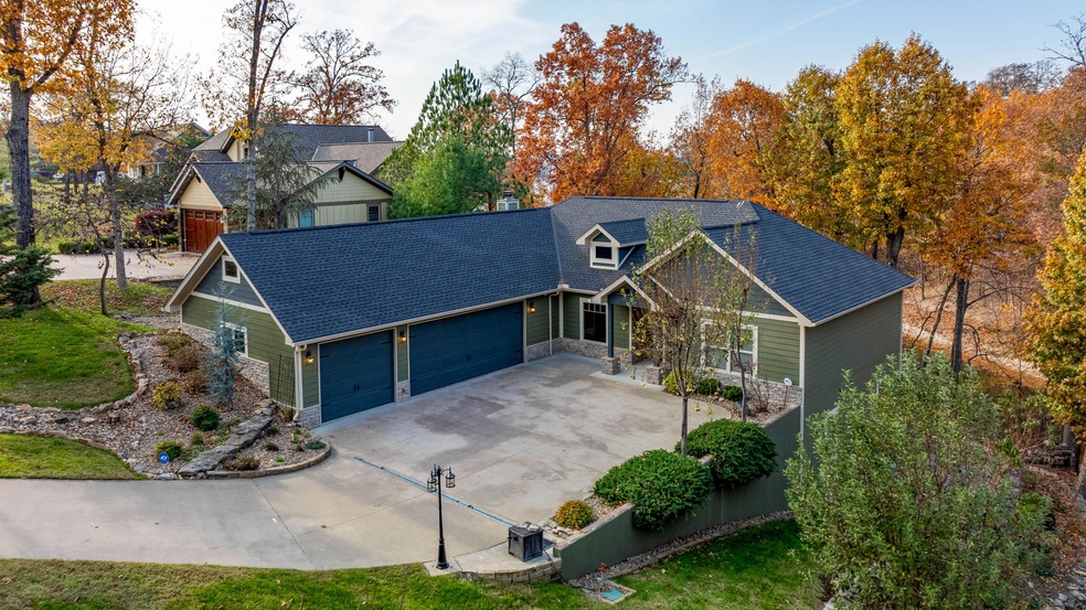 Sold $825,000