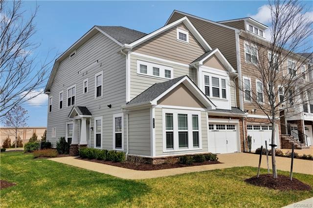 Welcome to 5416 Hickory Place Way! Located in the 