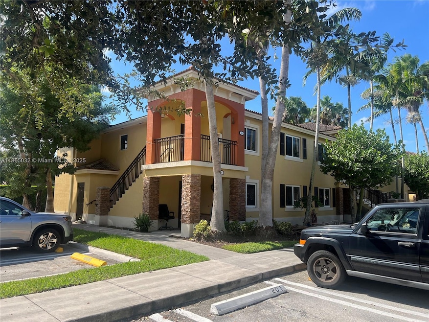 Under Contract $200,000 • Co-Listing Agent