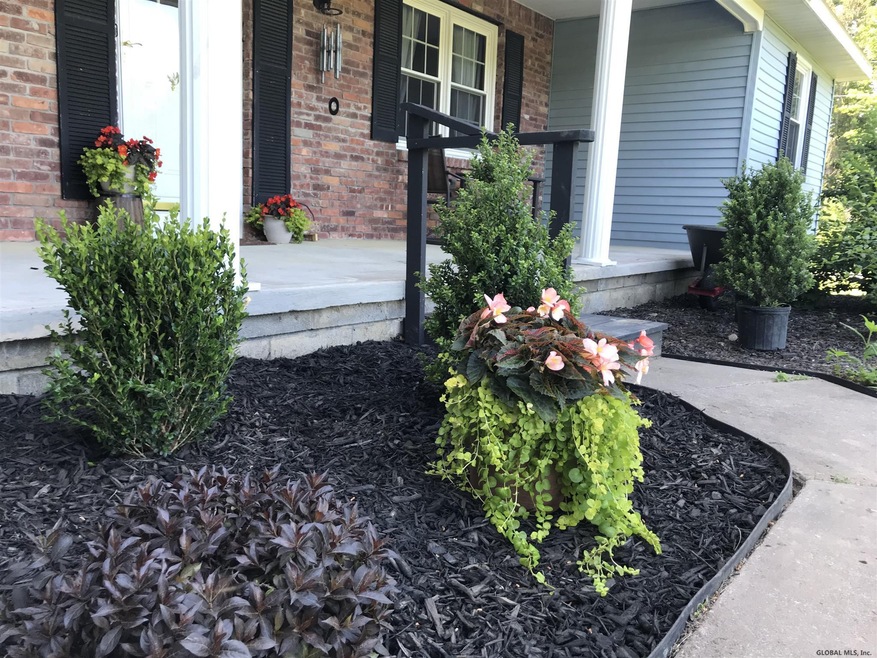 Landscaping welcomes you home...