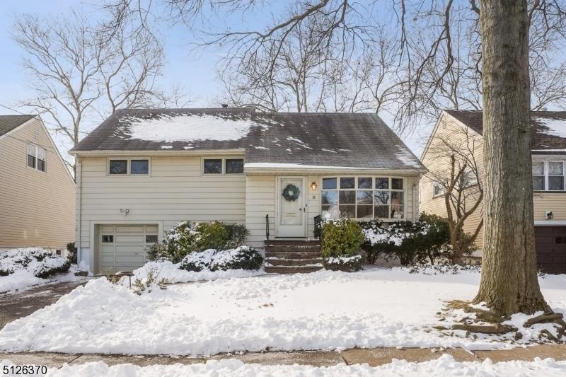 33 Morley Ln, Bloomfield, NJ 07003 - photo 1