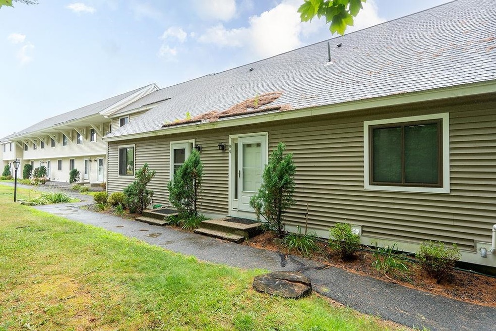 84 Pendleton Ln unit 84, Londonderry, NH 03053 - photo 1