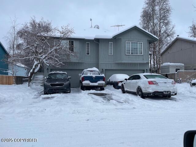 8121 Dagan St, Anchorage, AK 99502 - photo 1