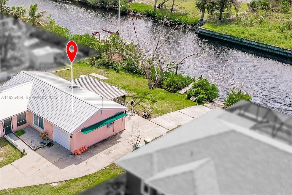 18406 Van Nuys Cir, Port Charlotte, FL 33948 - photo 1