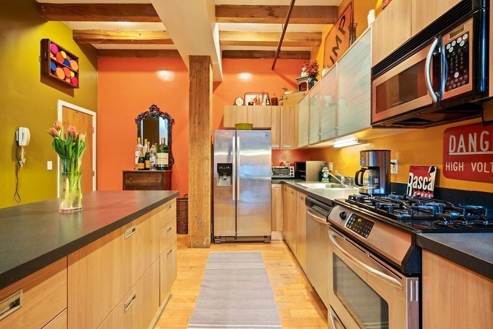 8-14 Newcomb St unit 7, Boston, MA 02118 - photo 1