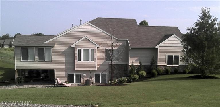 7373 Tularosa Dr SW unit H15, Byron Center, MI 49315 - photo 1