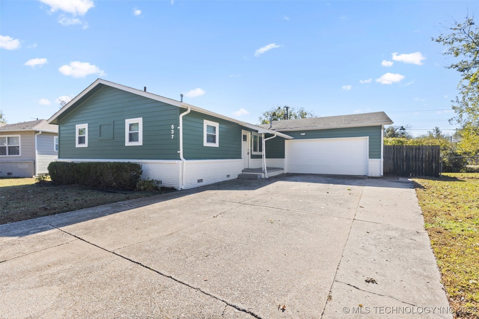 537 E Ft Worth Dr, Broken Arrow, OK 74012 - photo 1