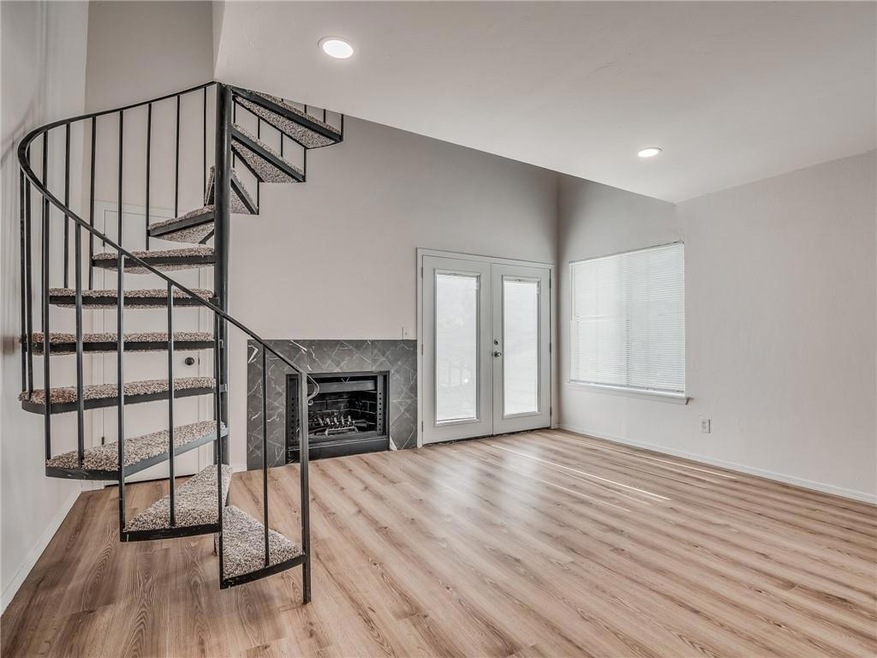 11530 N May Ave unit D208, Oklahoma City, OK 73120 - photo 1