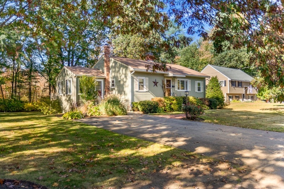 24 Parker St, Wilmington, MA 01887 - photo 1