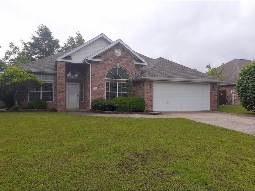 304 Coachlight Dr, Bentonville, AR 72712 - photo 1